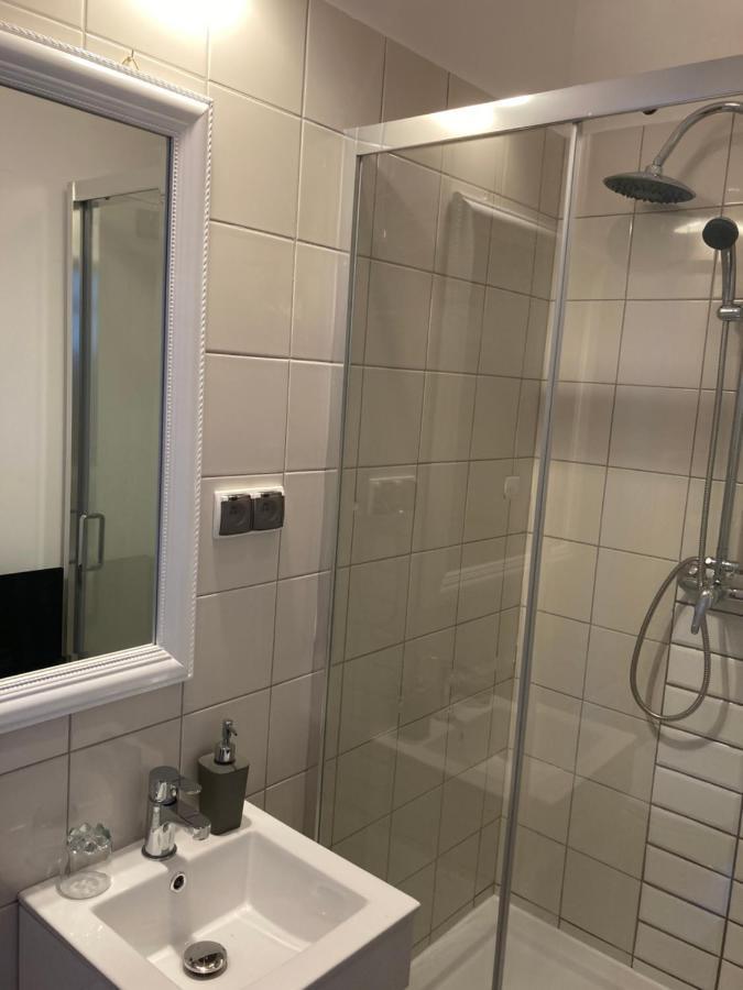 Villa Italiana Pokoje Z Prywatnymi Lazienkami & Odnowa Biologiczna Gdynia Kültér fotó